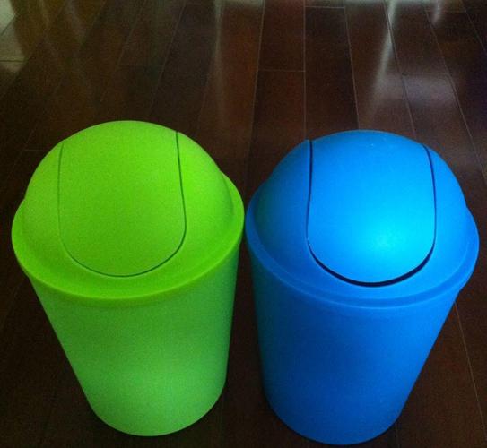 圆形塑料垃圾桶 可定制颜色 logo 方便小巧